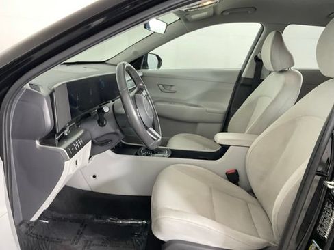 Used 2024 Hyundai Kona SEL FWD image 10