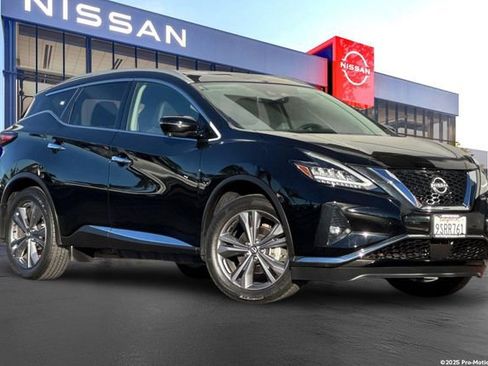 Certified 2023 Nissan Murano Platinum w/ Cargo Package FWD image 1