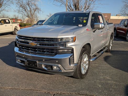 Used 2020 Chevrolet Silverado 1500 LTZ w/ LTZ Plus Package image 5