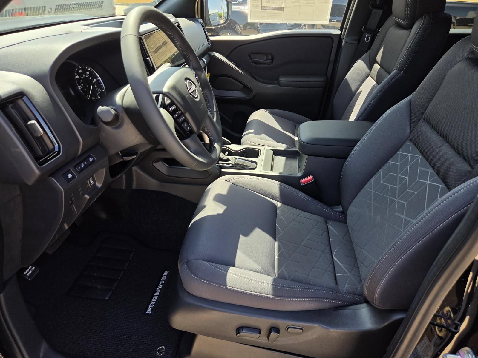 New 2027 Nissan Frontier SV w/ SV Convenience Package RWD image 18