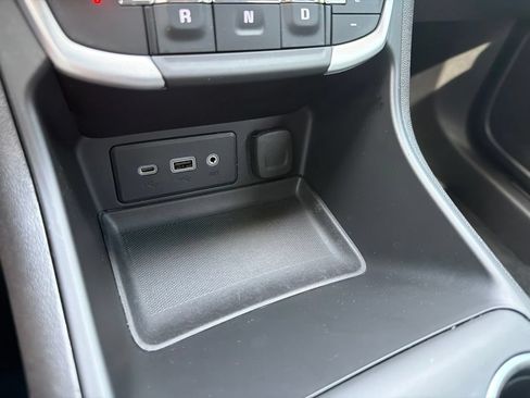 Used 2023 GMC Terrain SLE w/ Driver Convenience Package AWD/4WD image 31