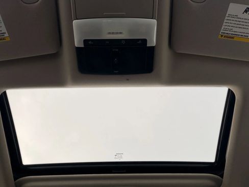 Used 2022 Nissan Altima 2.5 SV w/ SV Premium Package image 26