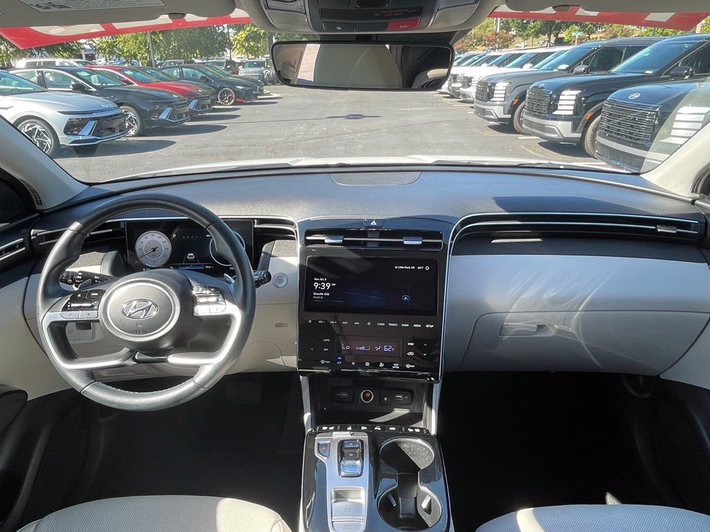 Certified 2022 Hyundai Tucson Limited FWD image 32
