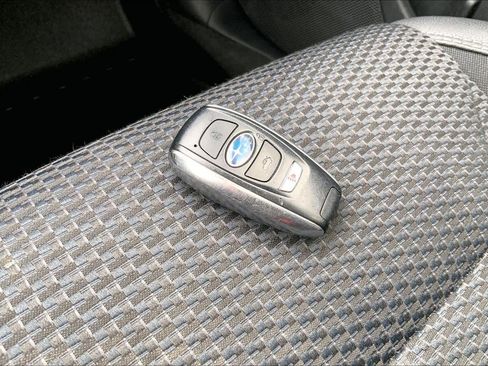Used 2019 Subaru Forester Premium AWD/4WD image 15