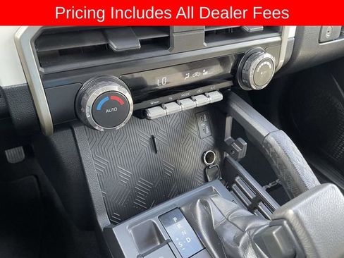 Used 2024 Toyota Tacoma TRD Off-Road AWD/4WD image 30