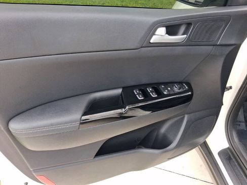Used 2020 Kia Sportage EX FWD image 14