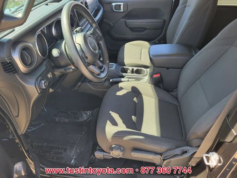 Used 2023 Jeep Wrangler Sport AWD/4WD image 10