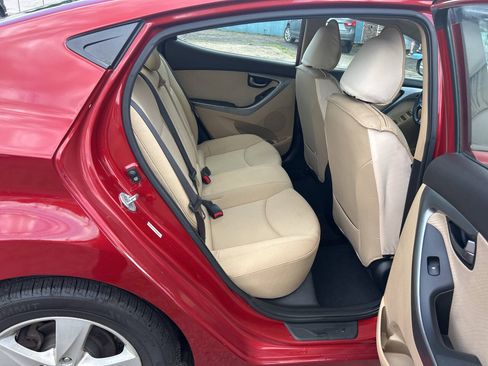 Used 2012 Hyundai Elantra GLS w/ Preferred Pkg 3 FWD image 24