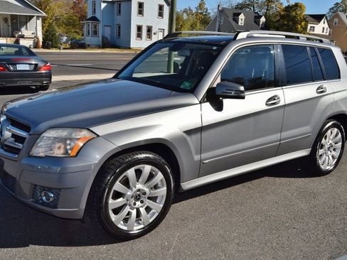 Used 2011 Mercedes-Benz GLK 350 4MATIC image 5