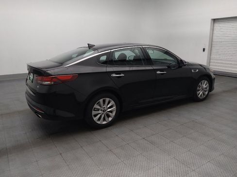 Used 2018 Kia Optima S w/ Panoramic Sunroof Package FWD image 10