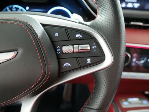 Used 2023 Genesis GV70 2.5T w/ Sport Prestige Package AWD/4WD image 28