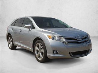 Used 2015 Toyota Venza XLE w/ XLE Premium Package FWD video 3