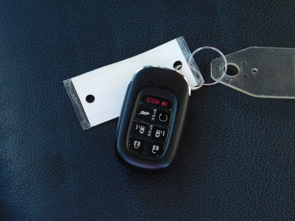 Used 2025 Honda Odyssey EX-L image 32