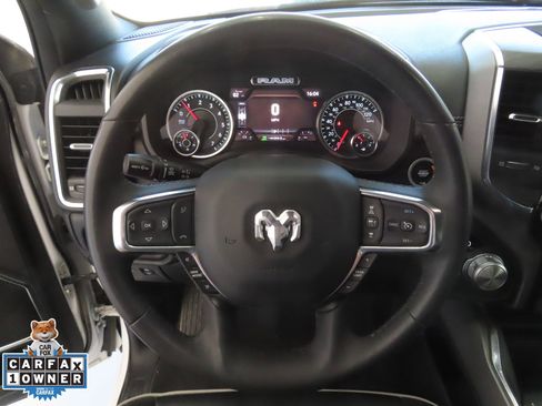 Used 2025 RAM 1500 Laramie image 16