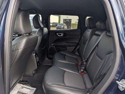 New 2026 Jeep Compass Latitude AWD/4WD image 13