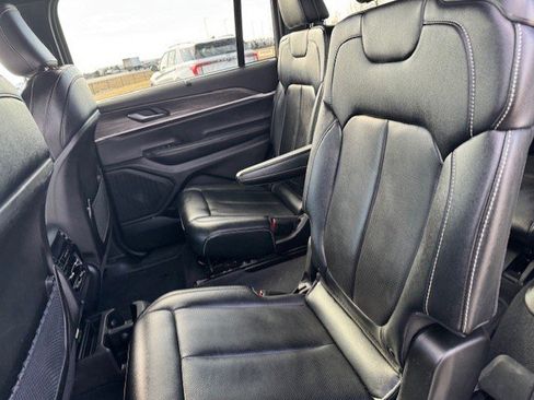 Used 2024 Jeep Grand Cherokee L Limited w/ Luxury Tech Group II image 26