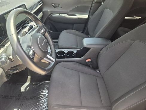 Certified 2024 Hyundai Kona SEL FWD image 12
