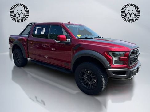 Used 2019 Ford F150 Raptor w/ Equipment Group 802A Luxury AWD/4WD image 3