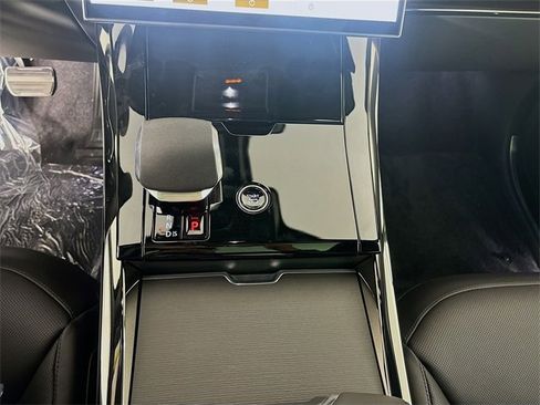 New 2025 Land Rover Range Rover Sport Dynamic SE image 18