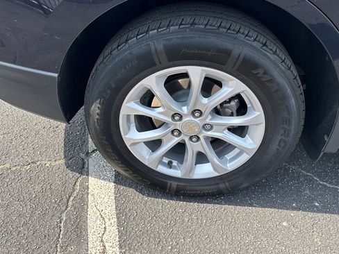 Used 2020 Chevrolet Equinox LT image 18