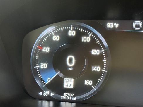 Used 2022 Volvo S60 B5 Inscription FWD image 16
