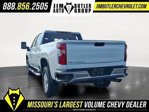 Used 2024 Chevrolet Silverado 2500 LTZ w/ LTZ Plus Package AWD/4WD image 2
