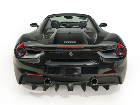 Certified 2018 Ferrari 488 Spider RWD image 17