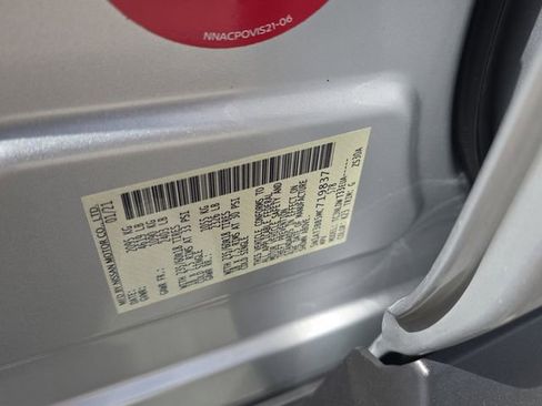 Used 2021 Nissan Rogue SV image 32