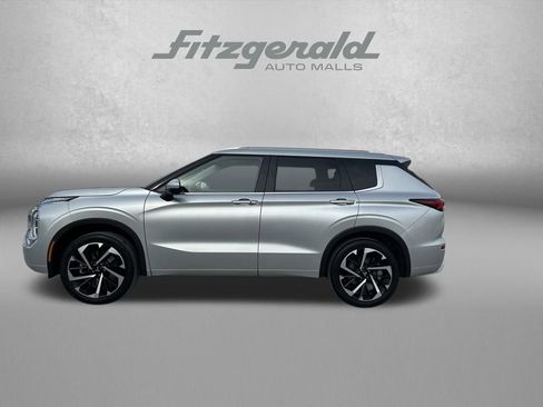 Used 2022 Mitsubishi Outlander SEL image 8
