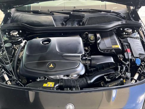 Used 2014 Mercedes-Benz CLA 250 image 26