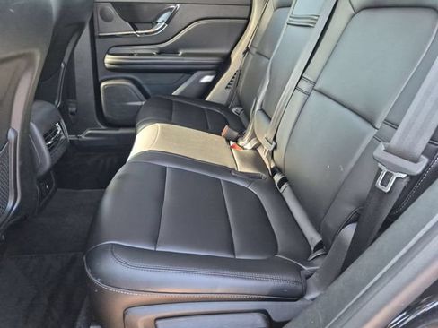 Used 2023 Lincoln Corsair FWD image 26