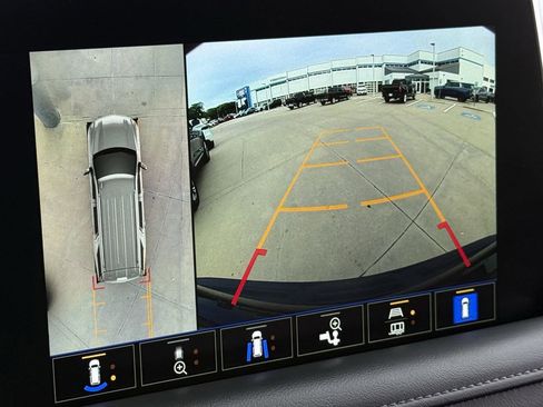 Used 2022 Chevrolet Tahoe LT w/ Luxury Package image 15