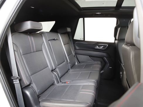 Used 2023 Chevrolet Tahoe RST AWD/4WD image 10