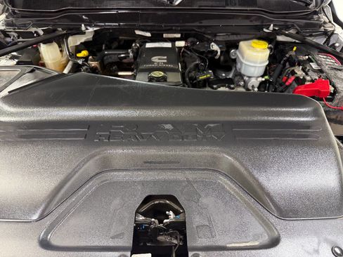 Used 2019 RAM 3500 Laramie image 28