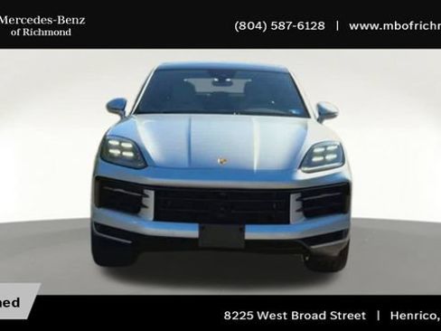 Used 2024 Porsche Cayenne S AWD/4WD image 5