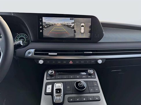 Used 2025 Hyundai Palisade SEL FWD image 17