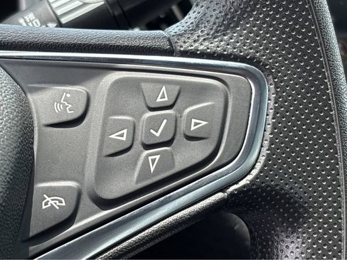 Used 2024 Chevrolet Malibu LT FWD image 9