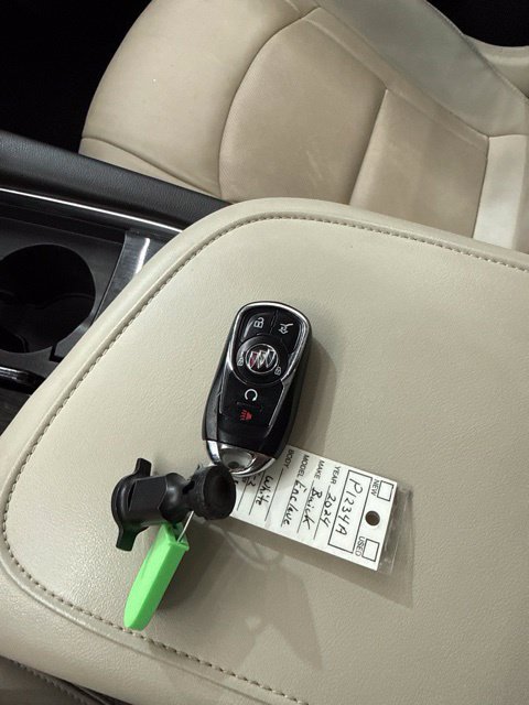 Used 2024 Buick Enclave Essence w/ Experience Buick Package AWD/4WD image 31