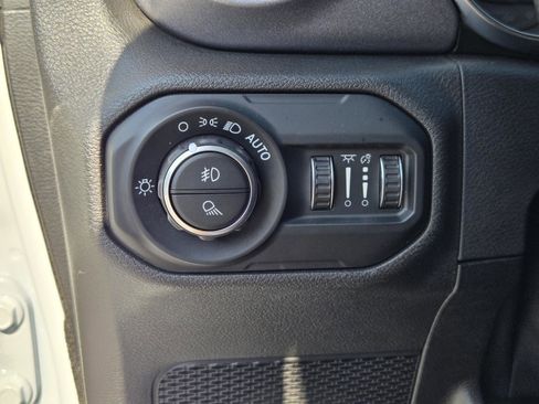 Used 2021 Jeep Gladiator Mojave w/ Trailer Tow Package image 20