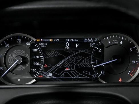 Used 2023 Land Rover Range Rover Velar R-Dynamic S image 24