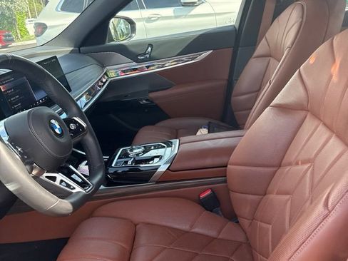 Certified 2023 BMW 760i xDrive w/ Parking Assistance Package AWD/4WD image 4