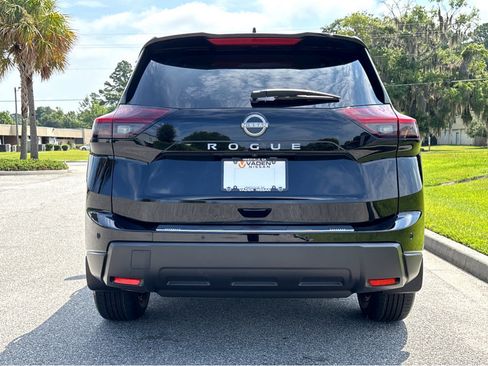 New 2026 Nissan Rogue SV image 25