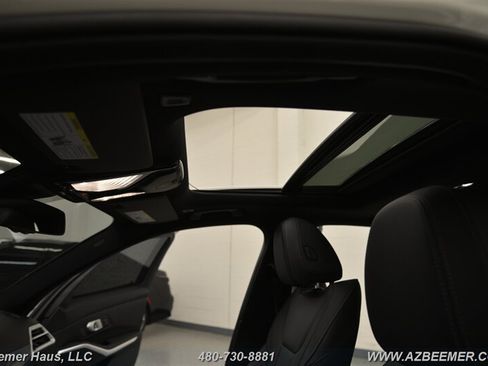 Used 2026 BMW 330i Sedan w/ Convenience Package RWD image 39
