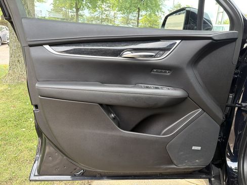 Used 2022 Cadillac XT5 Premium Luxury w/ Technology Package AWD/4WD image 22