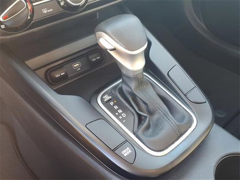 Used 2023 Kia Soul LX w/ Option Group 015 image 12