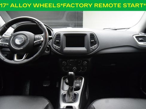 Used 2019 Jeep Compass Latitude w/ Cold Weather Group AWD/4WD image 4