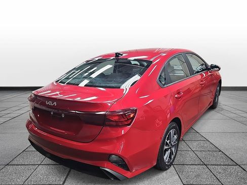 Used 2024 Kia Forte LXS image 5