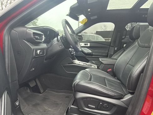 Used 2023 Ford Explorer ST w/ Equipment Group 401A AWD/4WD image 31