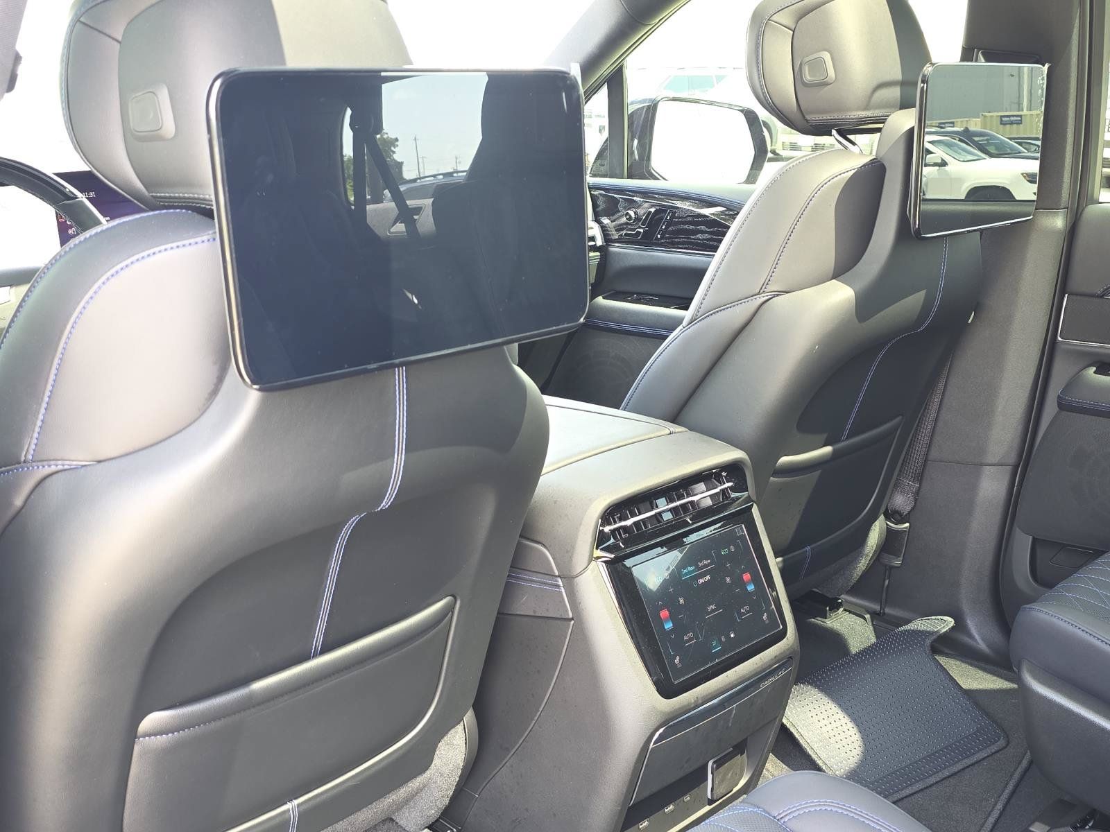 Certified 2026 Cadillac Escalade IQL Sport 1 AWD/4WD image 19