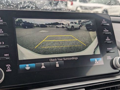 Used 2019 Honda Accord EX-L image 8